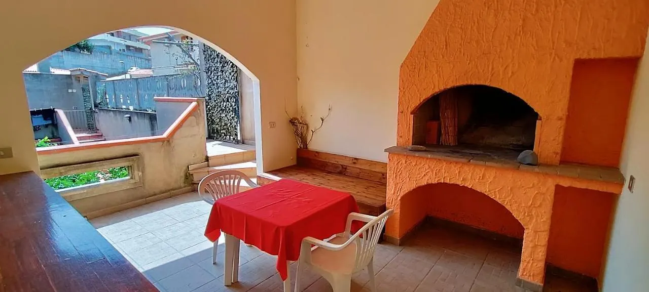 Grazioso E Confortevole Attico, Costa Sud-Ovest Gonnesa 0*,