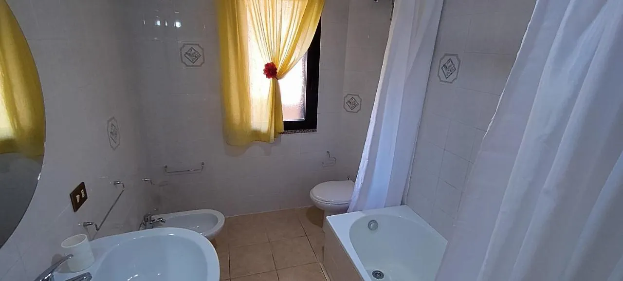 Grazioso E Confortevole Attico, Costa Sud-Ovest Gonnesa Olaszország