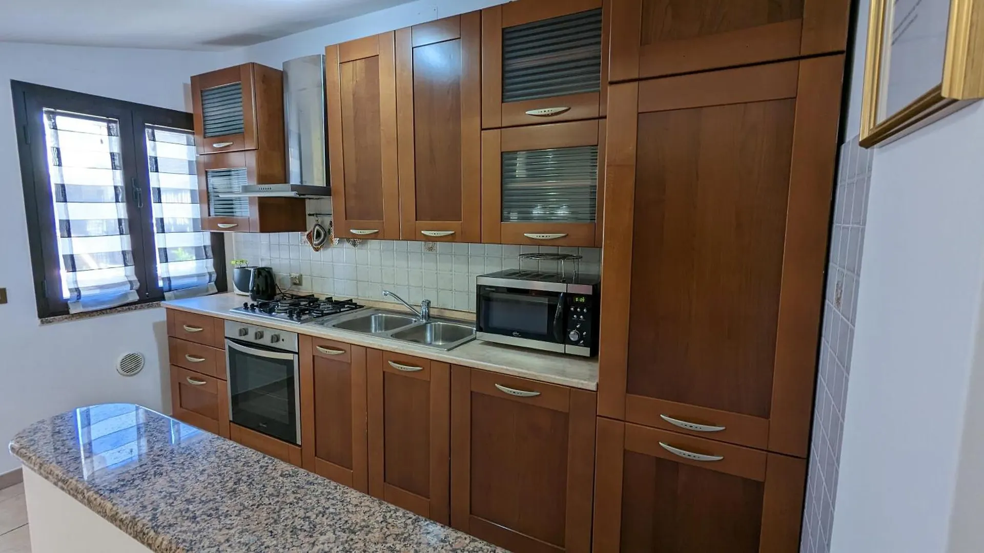 Grazioso E Confortevole Attico, Costa Sud-Ovest Gonnesa Apartman